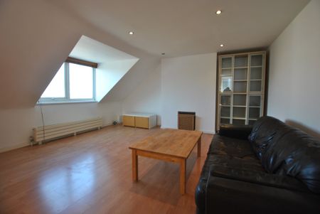 Sunderland Road, London - Photo 3