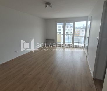 Location Appartement 2 pièces 47m² LILLE 59000 - Photo 5