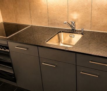 Möbliert wohnen im Herzen von Biel – 40 m², Balkon, Klima & Sauna - Foto 6