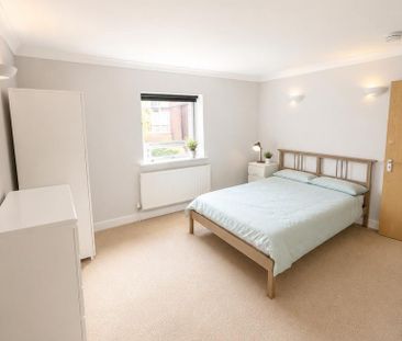 4 bedroom apartment to rent - Photo 2