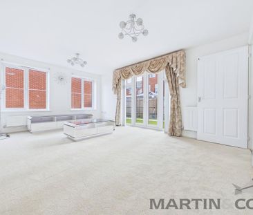 3 bedroom detached house to rent - Photo 2