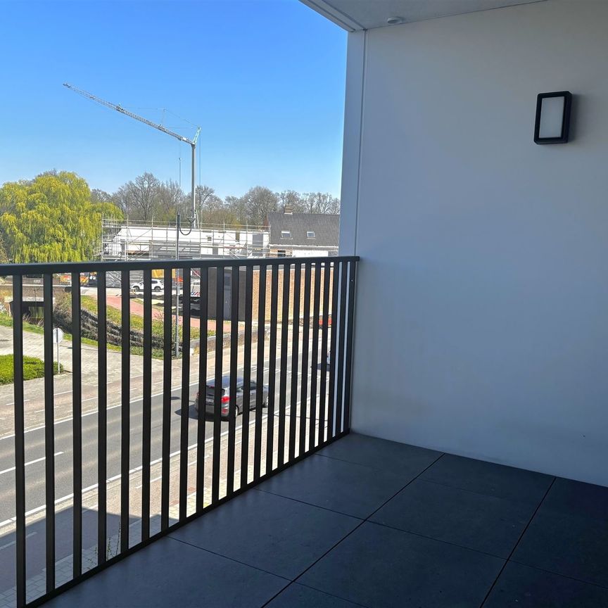 Prachtig BEN appartement met 1 slaapkamer, terras en parking - Photo 1