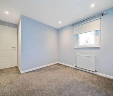 Springfield Park, Johnstone, PA5 - Photo 5