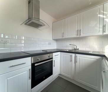 2 bedroom flat to rent - Photo 6