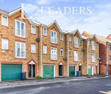 3 bedroom townhouse to rent - Photo 1