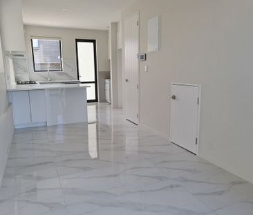Maintenance Free 2 Bedroom Home - Photo 5