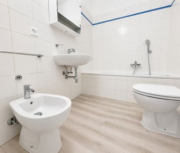 2.5 Zimmer, 1. Stock - Photo 3