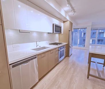 602-384 E 1st, Vancouver - Photo 3