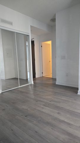 For Lease - 10 Honeycrisp Crescent Unit# 603, Vaughan, Ontario - Photo 2