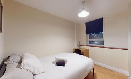 2 bedroom flat to rent - Photo 5