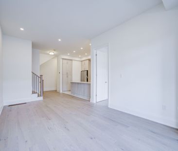 For Lease - 3298 Azam Way, Oakville, Ontario - Photo 1