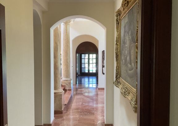 8 bedroom luxury Villa for rent in Benahavís, Spain