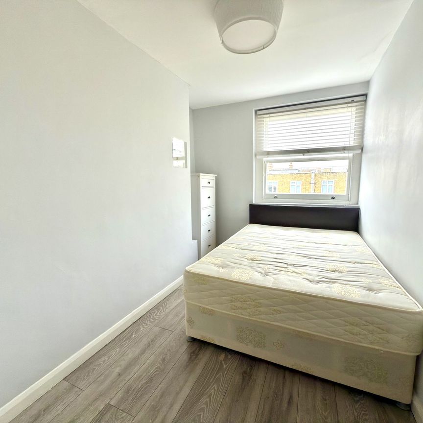 Inverness Terrace, Bayswater, London, W2 - Photo 1