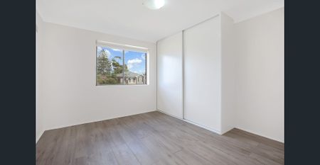 Contemporary Comfort in a Convenient Location - Photo 2