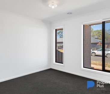 "Family Ready" - Photo 1