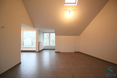 Ruim appartement in hartje Zomergem - Photo 2
