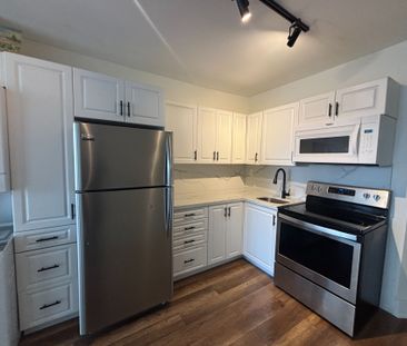 For Lease - 86 Carlaw Avenue, Toronto, Ontario - Photo 6