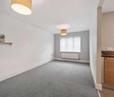 Latimer Close, Widnes, WA8 - Photo 1