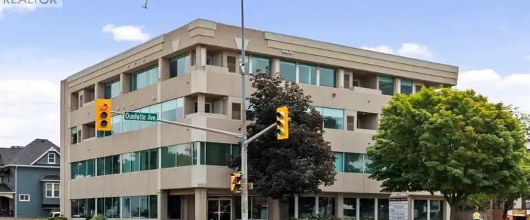 1500 OUELLETTE Unit# 405 | 1500 OUELLETTE Unit# 405, Windsor - Photo 1