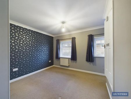 3 bedroom end of terrace house to rent - Photo 2