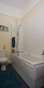 Napier Terrace, Flat 2, Plymouth - Photo 4