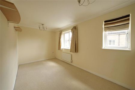 4 bedroom detached house to rent - Photo 5