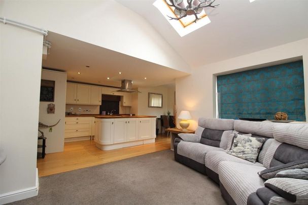 3 bedroom house to rent - Photo 1