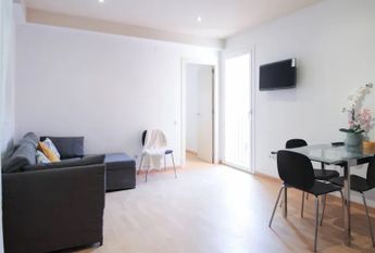 Carrer de Sant Màrius, Barcelona, Catalonia 08022