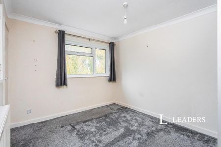 2 bedroom semi-detached house to rent - Photo 3