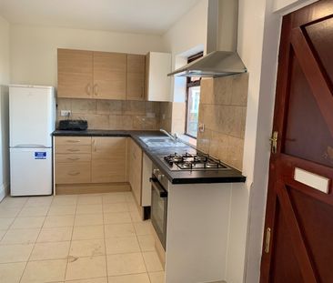 3 Bed Semi-Detached House, Scott Hall Road, LS7 - Photo 1
