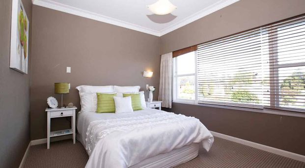 Sunny Family pet friendly home with an Avo tree - Photo 1