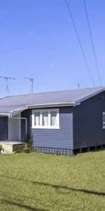 Cozy Cottage - Photo 3