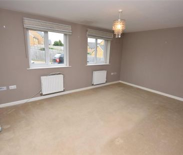 3 bedroom semi-detached house to rent - Photo 2