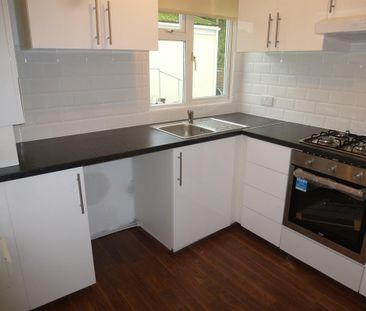 1 bedroom property to rent - Photo 1