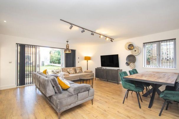 3 bedroom semi-detached house to rent - Photo 1