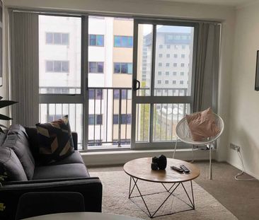 Alluring Aura! - Photo 1