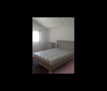 1 Bed Flat, Dignam, NW2 - Photo 4