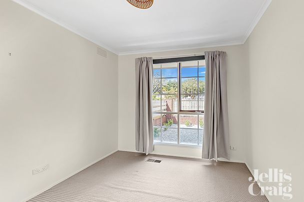 1/2 Arnot Street, Brighton East - Photo 1