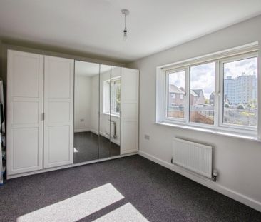 Merchant Way, Leeds - Photo 5