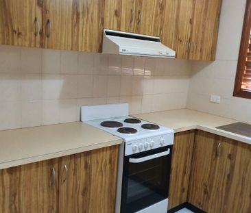 Neat and tidy 2 bedroom unit! - Photo 1