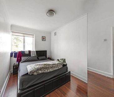 Clive Road, London, SE21 - Photo 4