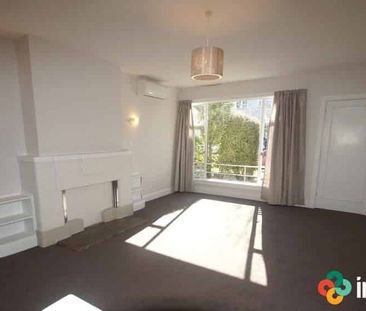 Excellent Inner City Living - Photo 1