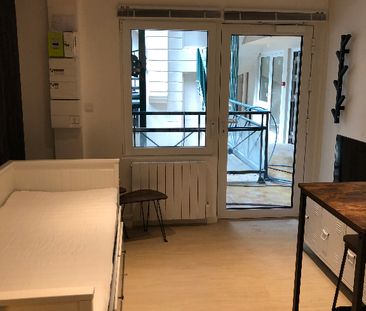 Location Appartement 1 pièce 17m² - Photo 2