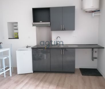 Location Appartement 1 pièce 25m² MONTAIGU VENDEE 85600 - Photo 2