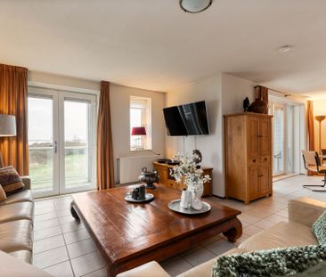 Nicely 2 bedroom apartment, terrace & harbor view - Foto 1