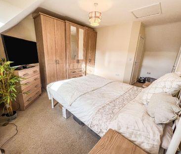 3 bedroom semi-detached house to rent - Photo 4