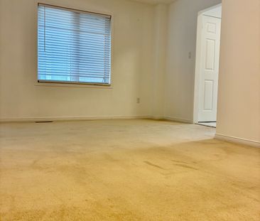 For Lease - 3857 Partition Road, Mississauga, Ontario - Photo 6