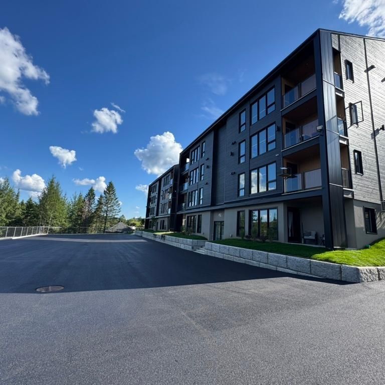 Logement condo ste-agathe 3 1/2, 4 1/2 - Photo 1