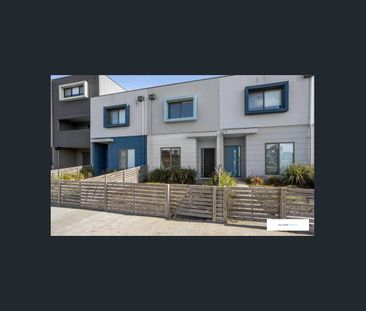 23/1-15 Beddison Road, Craigieburn, Vic 3064 - Photo 3