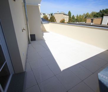 Location Appartement 2 pièces 44m² LE PLESSIS ROBINSON 92350 - Photo 1